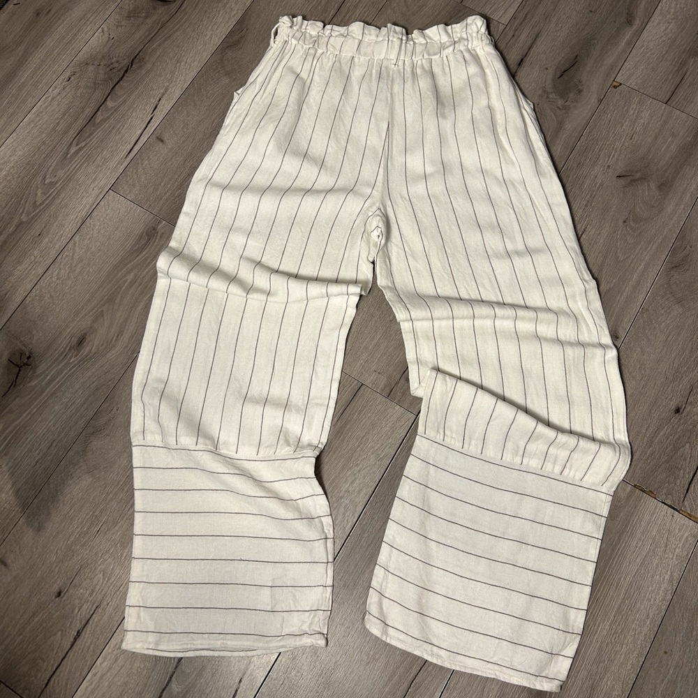Vintage Havana Women’s Medium Pull Up Linen Blend Gray Striped Pants Flare